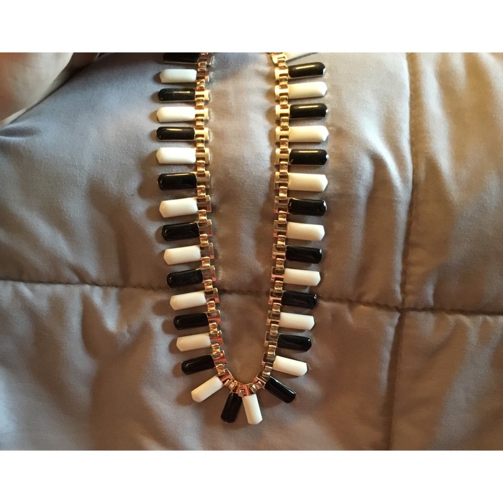 Black and white necklace